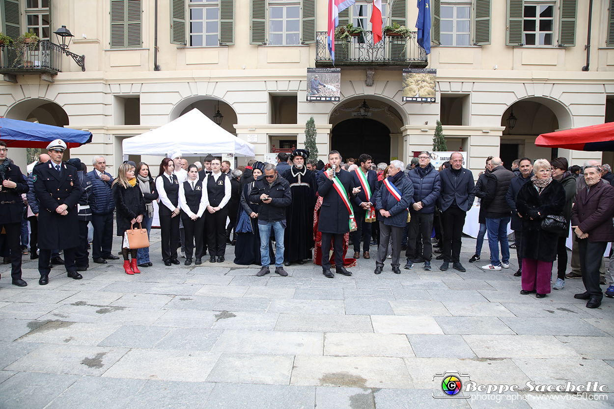 VBS_6817 - Fiera dei Santi - 12.ma Fiera Nazionale del Tartufo.jpg